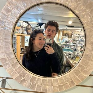 Meet your Posher, Sabrina